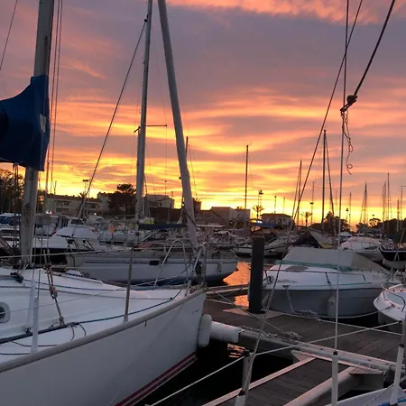 Bateau Aventure Πλωτό κατάλυμα Saint-Cyprien (Pyrenees-Orientales)